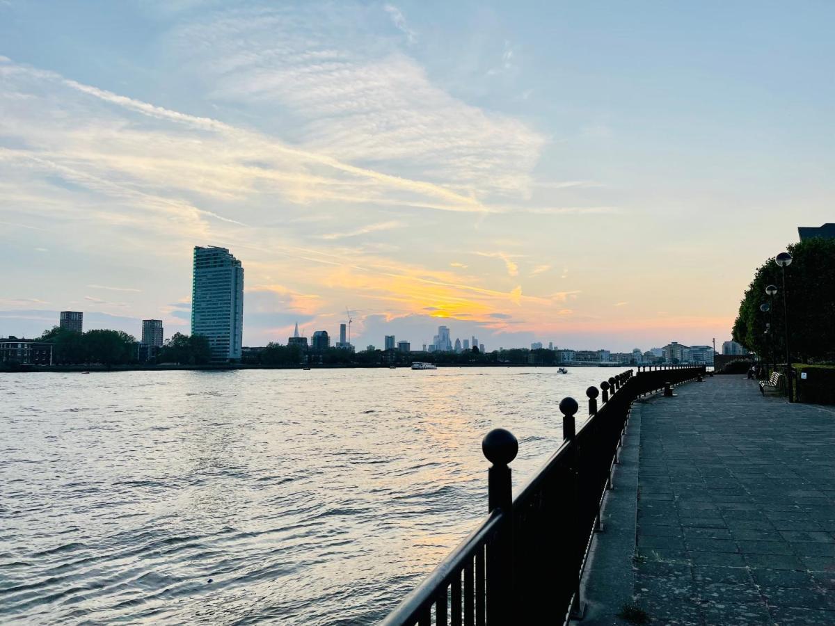 Riverside Premium Double Room Garden View E14 London Eksteriør bilde